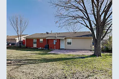 2877 Joanna Drive, Farmers Branch, TX 75234 - Photo 17