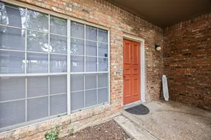 9801 Royal Ln, Dallas, TX 75231 - Photo 23