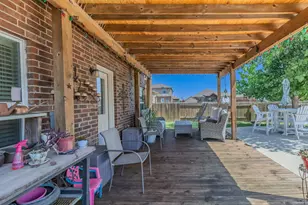 317 Magnolia Dr, Princeton, TX 75407 - Photo 5