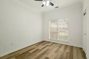 1947 Sherburne St, Lewisville, TX 75067 - Photo 19
