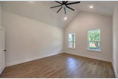 2904 Hiawatha Trail, Lake Worth, TX 76135 - Photo 13