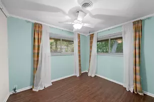 701 Arlington Dr, Woodway, TX 76712 - Photo 17
