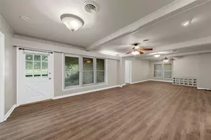 701 Arlington Dr, Woodway, TX 76712 - Photo 7