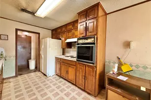 3409 Pecan Cir, Bedford, TX 76021 - Photo 7