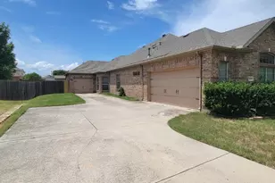 13733 Alterna Dr, Fort Worth, TX 76052 - Photo 3