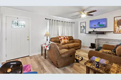 801 Oak Street, Bonham, TX 75418 - Photo 11