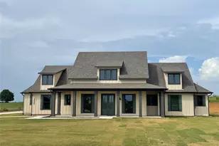 220 Dixie Estates Way, Whitesboro, TX 76273 - Photo 1