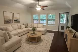 708 Creekside Dr, Little Elm, TX 75068 - Photo 3