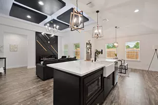 4325 Carmel Ave, Fort Worth, TX 76119 - Photo 9