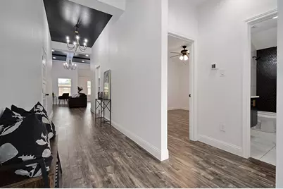 4325 Carmel Avenue, Fort Worth, TX 76119 - Photo 5