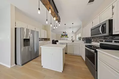 4216 Mulberry Drive, Carrollton, TX 75010 - Photo 3