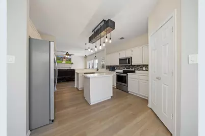 4216 Mulberry Drive, Carrollton, TX 75010 - Photo 7