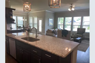 209 Johnson Street, Granbury, TX 76048 - Photo 7