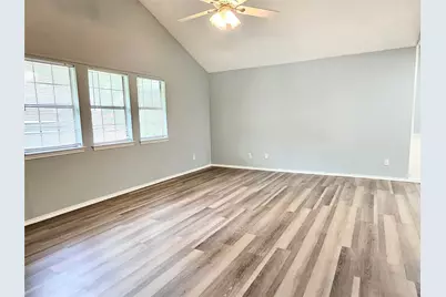 1124 Kathy Lane, Lewisville, TX 75067 - Photo 11
