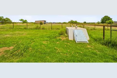 341 Wesley Chapel Road, Jacksboro, TX 76458 - Photo 21