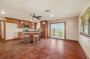 341 Wesley Chapel Rd, Jacksboro, TX 76458 - Photo 5