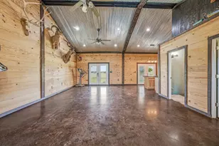 341 Wesley Chapel Rd, Jacksboro, TX 76458 - Photo 15