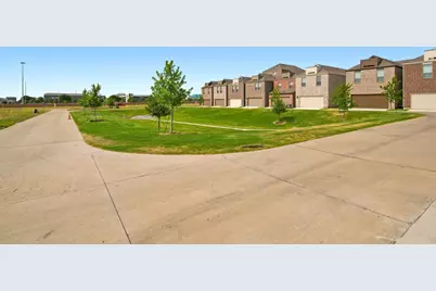 1012 Snapdragon Drive, Euless, TX 76039 - Photo 33
