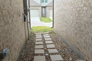 6825 Andrew Dr, North Richland Hills, TX 76180 - Photo 21