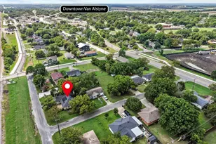 878 N Main Dr, Van Alstyne, TX 75495 - Photo 23