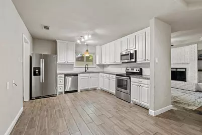 878 N Main Drive, Van Alstyne, TX 75495 - Photo 7