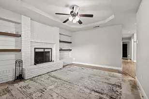 878 N Main Dr, Van Alstyne, TX 75495 - Photo 5