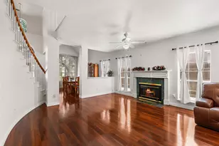 5709 Christy Ln, Haltom City, TX 76137 - Photo 7