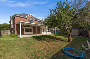 5709 Christy Ln, Haltom City, TX 76137 - Photo 19