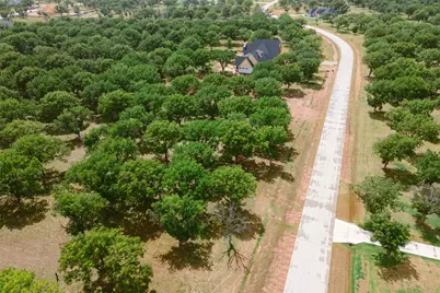2161 E Landings N, Granbury, TX 76049 - Photo 9