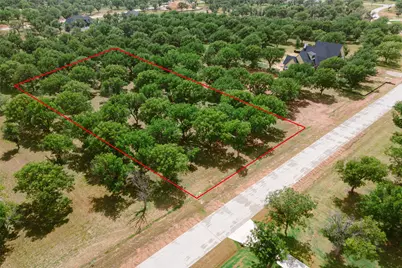 2161 E Landings N, Granbury, TX 76049 - Photo 1