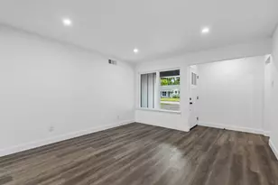 8711 Hackney Ln, Dallas, TX 75238 - Photo 9