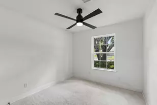 8711 Hackney Ln, Dallas, TX 75238 - Photo 23