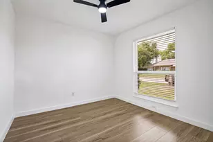 8010 Meadowlark Ln, Rowlett, TX 75088 - Photo 19