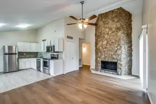 431 Justice Dr, Cedar Hill, TX 75104 - Photo 3