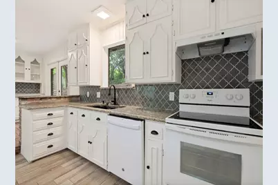 1408 N Cedar Hill Road, Cedar Hill, TX 75104 - Photo 11