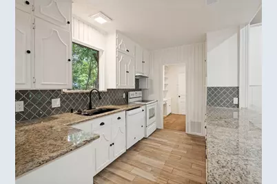 1408 N Cedar Hill Road, Cedar Hill, TX 75104 - Photo 9