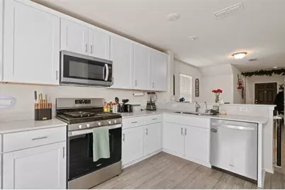 7016 Calshot Road, Pilot Point, TX 76258 - Photo 9
