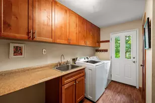 623 N Bowen Rd, Arlington, TX 76012 - Photo 13
