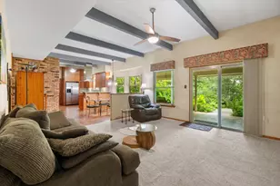 623 N Bowen Rd, Arlington, TX 76012 - Photo 7