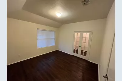5809 Thoroughbred Court, Fort Worth, TX 76179 - Photo 5