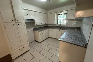 900 N 23 1/2 St, Corsicana, TX 75110 - Photo 7