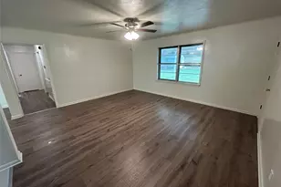 900 N 23 1/2 St, Corsicana, TX 75110 - Photo 11