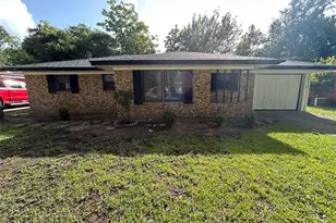 900 N 23 1/2 St, Corsicana, TX 75110 - Photo 3