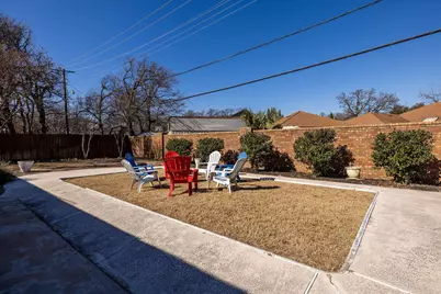 701 Kentwood Circle, Bedford, TX 76021 - Photo 37
