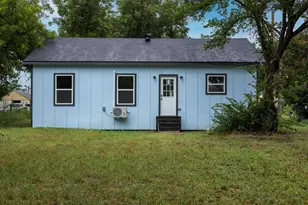 319 E Main St, Ranger, TX 76470 - Photo 15