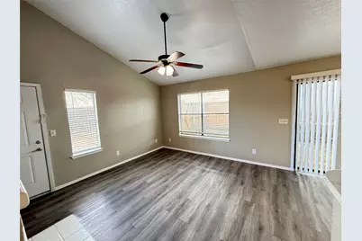1122 Millview Drive #2702, Arlington, TX 76012 - Photo 5