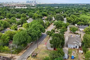 923 Hartsdale Dr, Dallas, TX 75211 - Photo 23