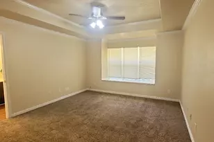 611 Linda Dr, Burleson, TX 76028 - Photo 9