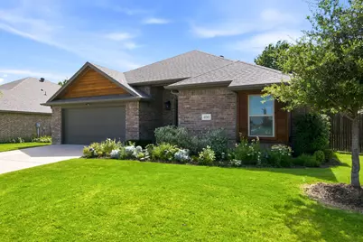 400 Brinkley Drive, Saginaw, TX 76179 - Photo 3