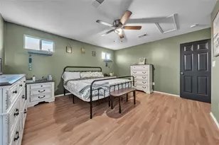100 Rosedale Ave, Keene, TX 76059 - Photo 11